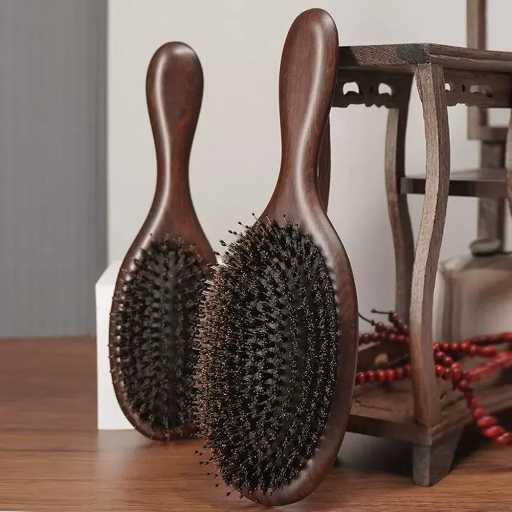 Cepillo de pelo de cerdas de jabalí, cepillo de paleta de cerdas de jabalí 100% puro for mujeres, hombres, cabello fino, fino, largo, rizado o cualquier tipo de cabello, restaura el brillo y la textur