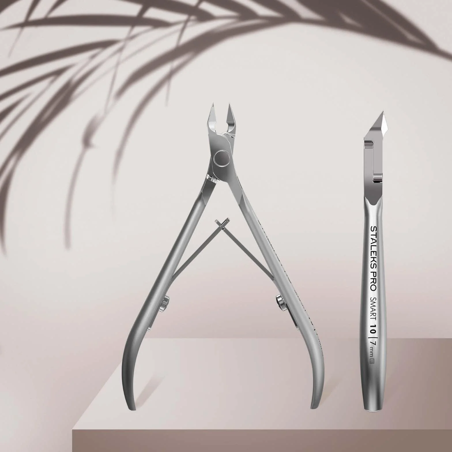 STALEKS PRO Smart 10 Alicates para cutículas (longitud de la hoja - 7 mm) NS-10-7