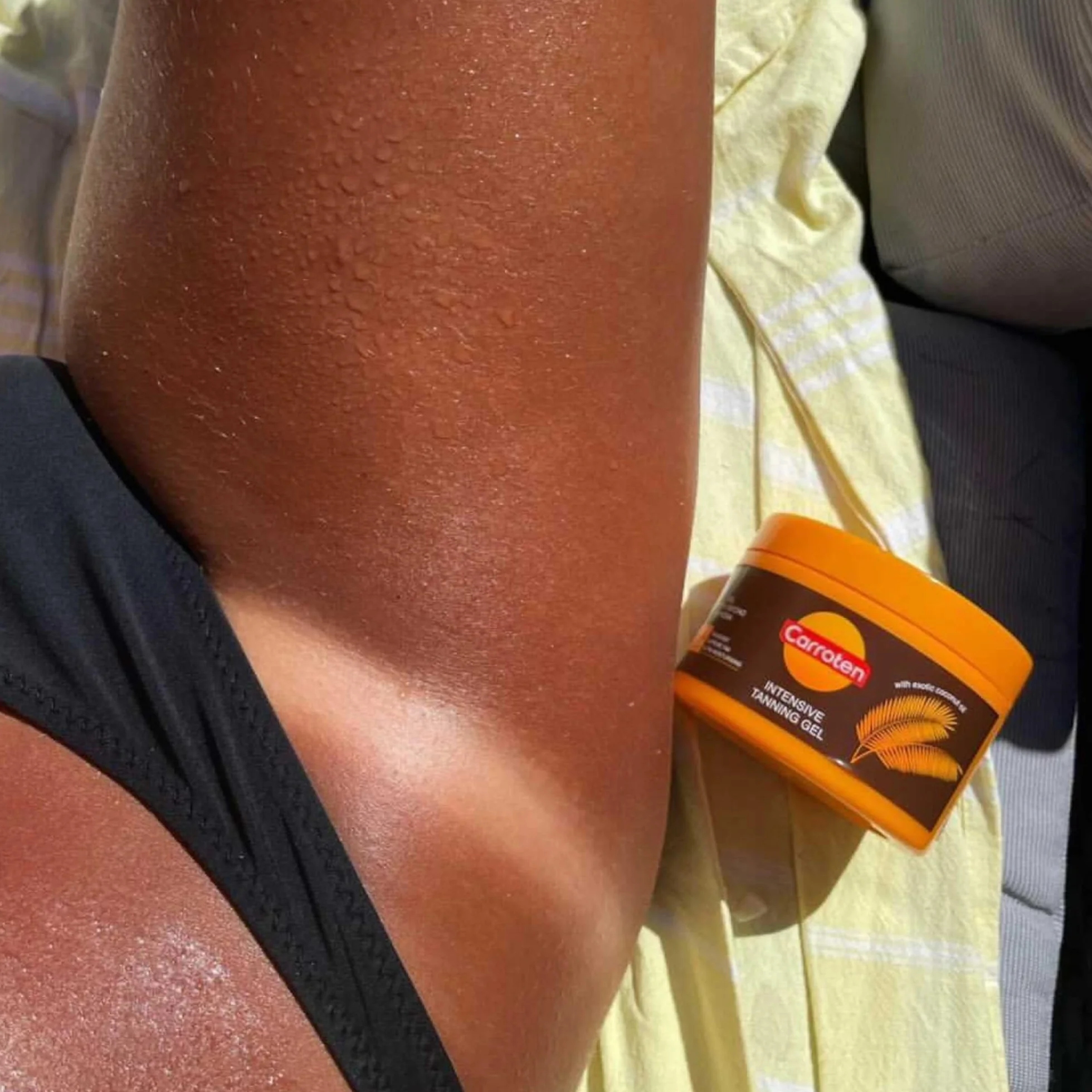 Carroten Intensive Gel Acelerador del Bronceado - Crema Bronceadora con Aceite de Coco y Vitaminas A y E - Potenciador del Bronceado para un Bronceado Rápido e Intenso, 150 ml