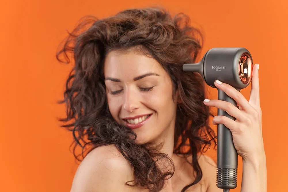 IonAir Expert - Secador de Pelo Iónico Profesional Inteligente: Rizador, Alisador Anti-Frizz y Moldeador de Ondas. Tecnología de Control Automático del Calor, Pequeño e ideal para Viaje