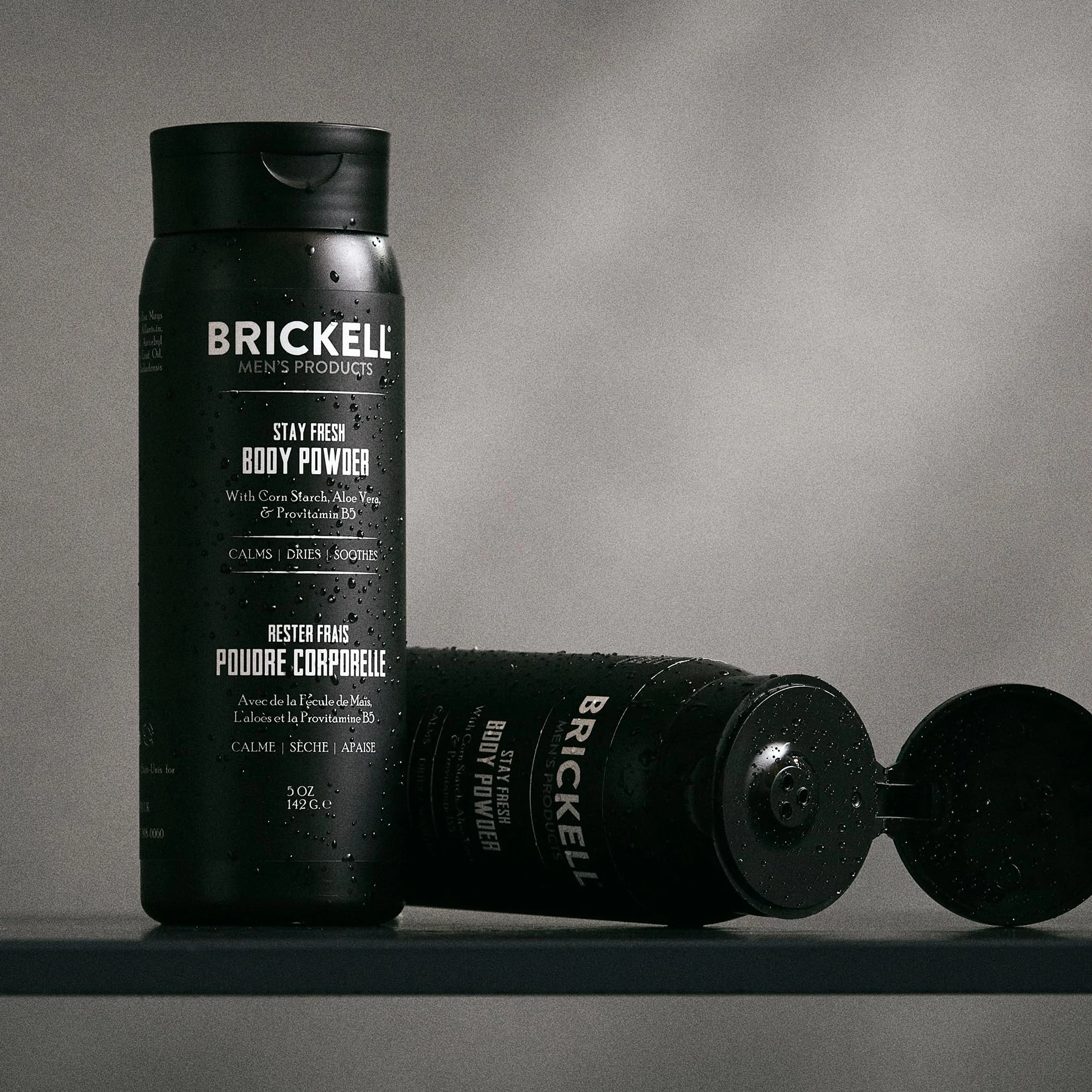Los productos Brickell para hombres Stay Fresh Body Powder para hombres, naturales y orgánicos libres de talco, absorben el sudor, mantienen la piel seca (Sin perfume, 142 g)