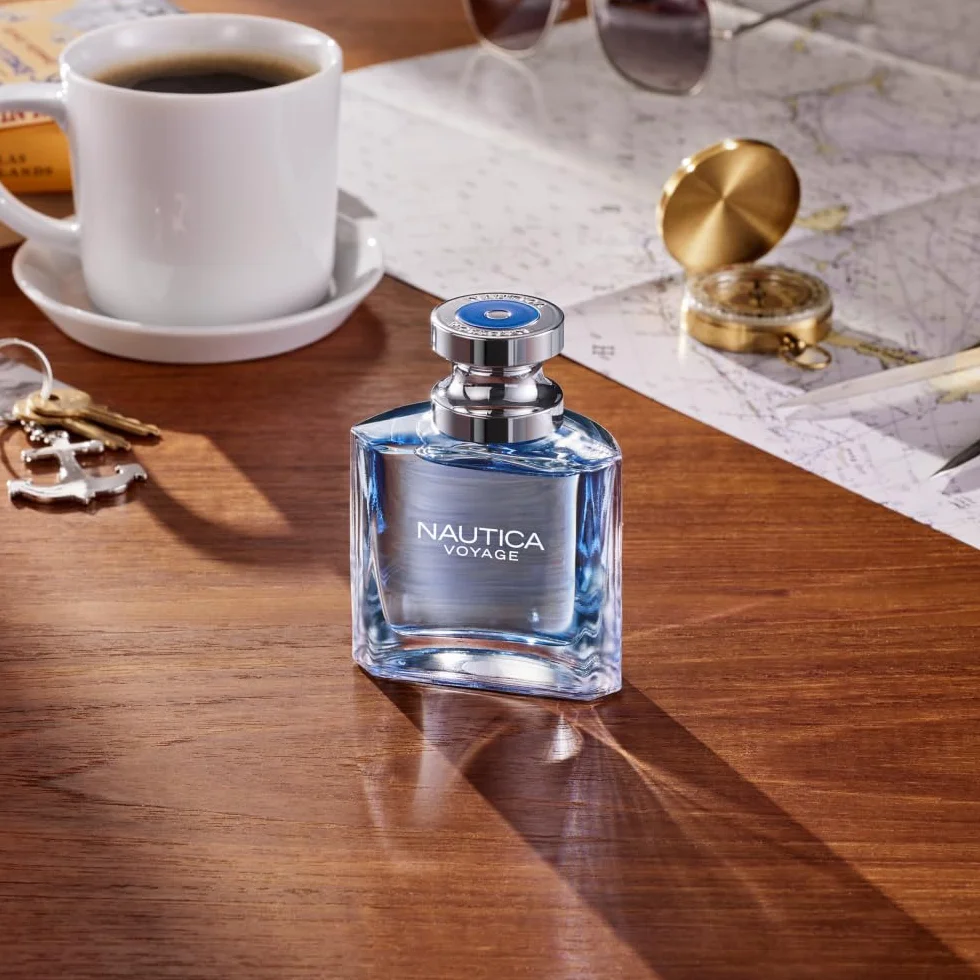 Nautica Voyage by Nautica Eau De Toilette Spray 3.4 oz / 100 ml (Men)