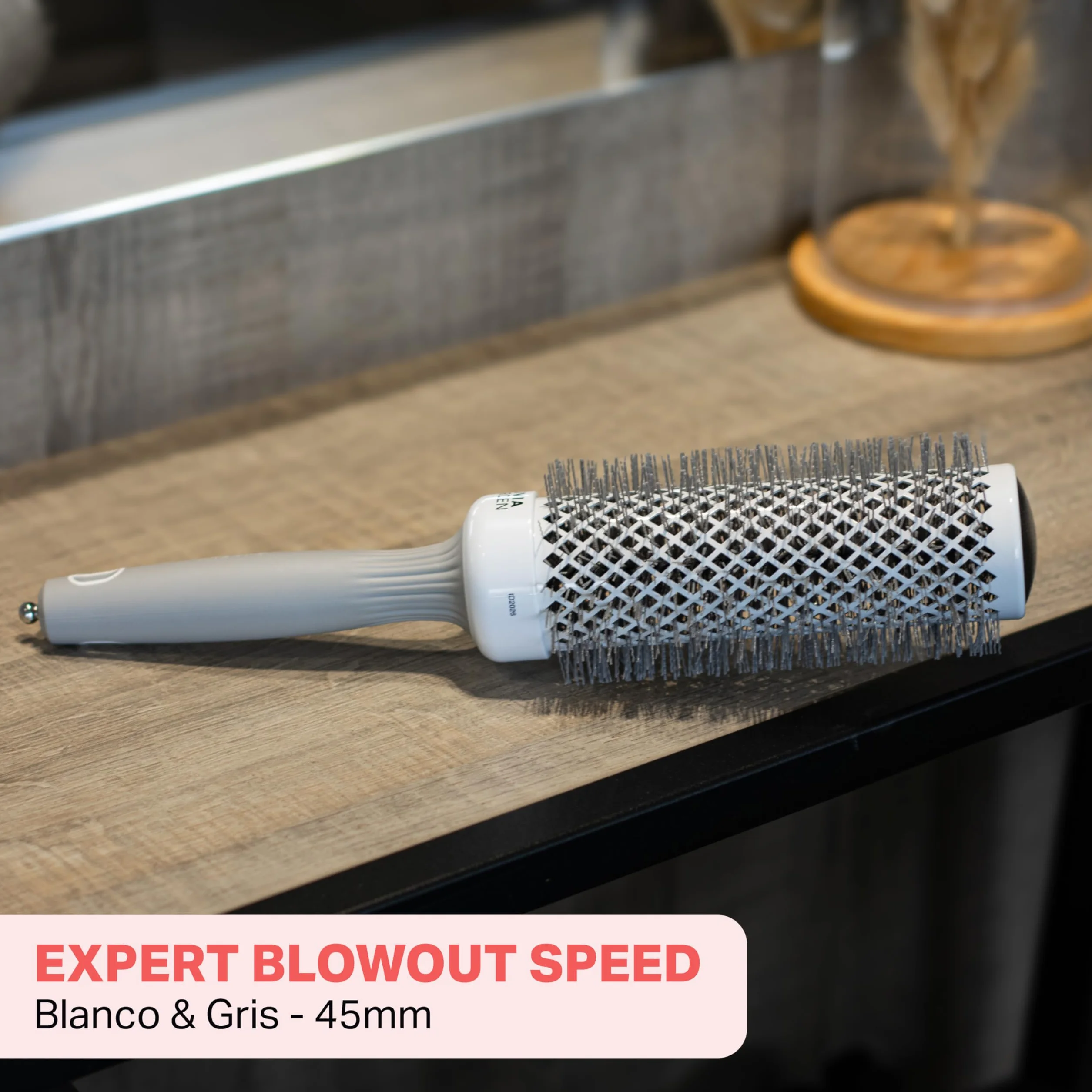 Olivia Garden Expert Blowout Speed – Cepillo redondo de cerámica con cuerpo extra largo para secados un 25% más rápidos
